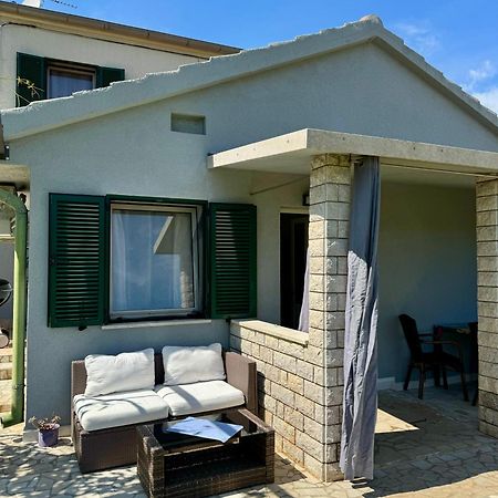 Enna Apartment B Meerblick Perfect Location 梅杜林 外观 照片