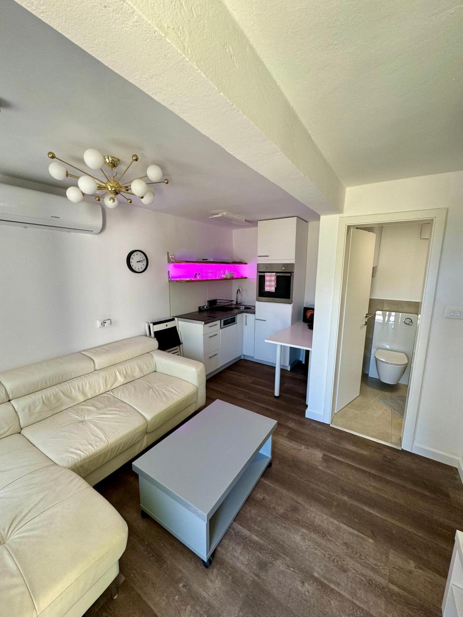 Enna Apartment B Meerblick Perfect Location 梅杜林 外观 照片