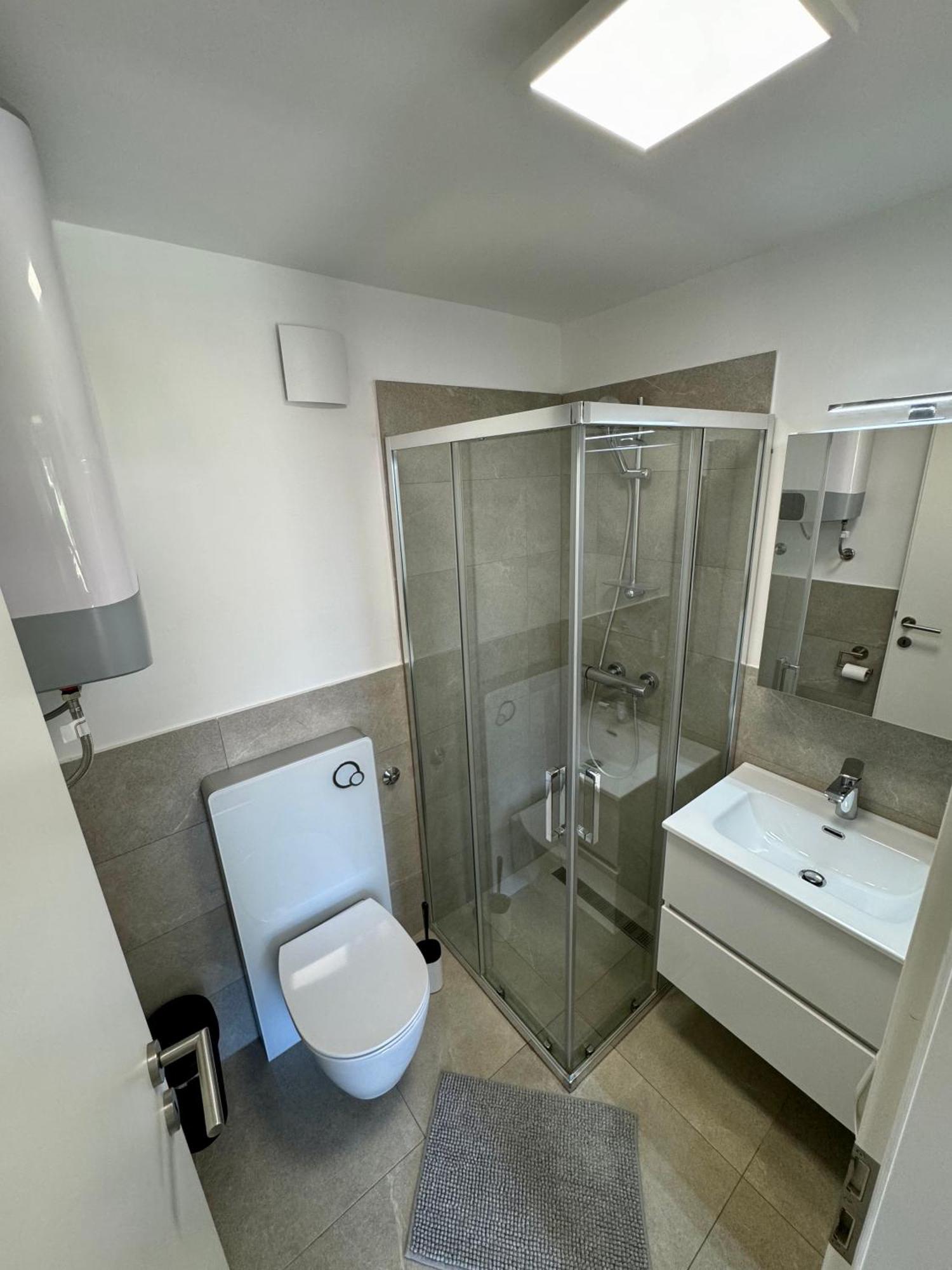 Enna Apartment B Meerblick Perfect Location 梅杜林 外观 照片