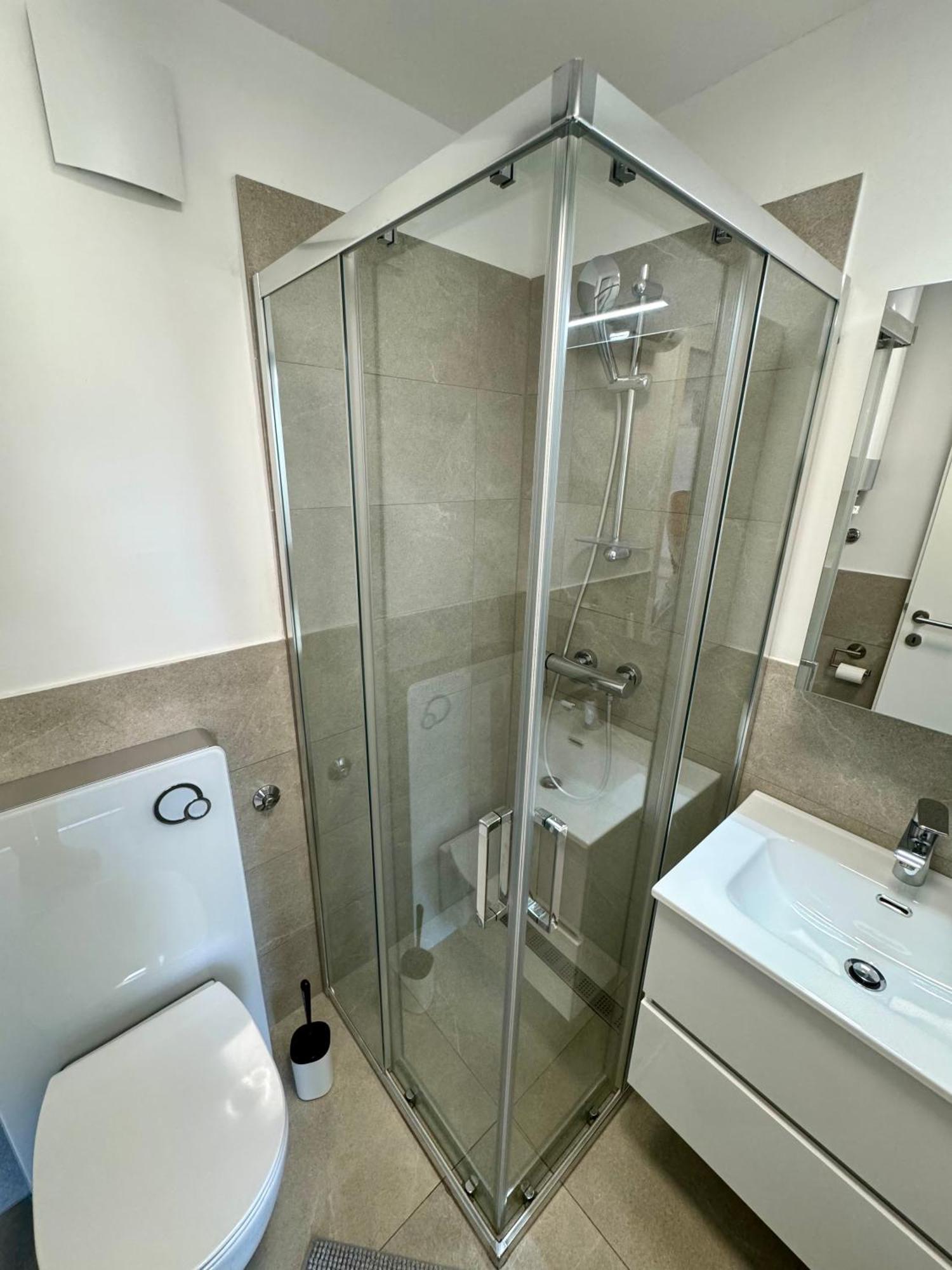 Enna Apartment B Meerblick Perfect Location 梅杜林 外观 照片